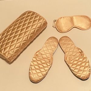 BUNDLE! Vintage | Slipper Set